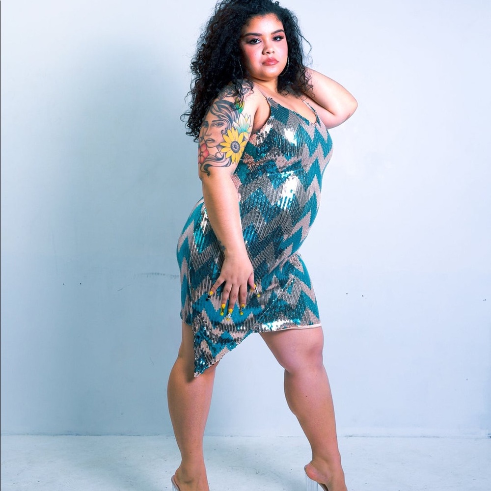 Shakira Dazzling Zig Zag Design Asymmetrical Party Dress